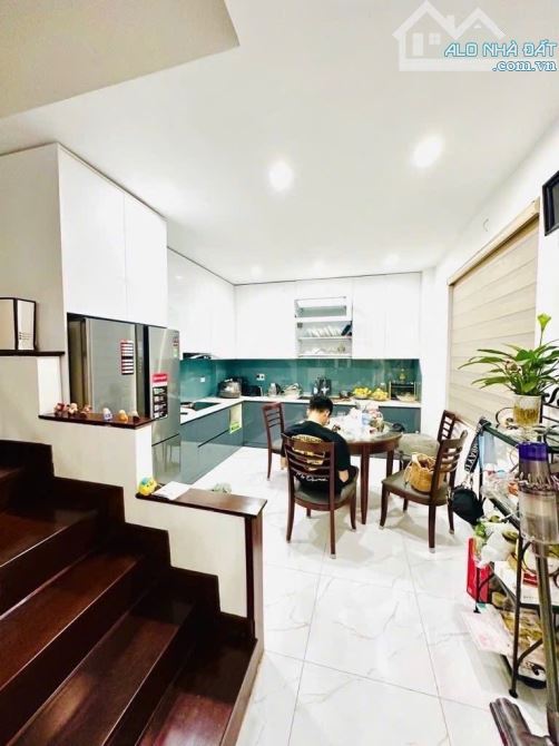 🏠BÁN NHÀ ĐÀO TẤN, 43M x 5T, MT 4.1M, 2 THOÁNG LÔ GÓC, Ô TÔ ĐỖ 24/24 - 2