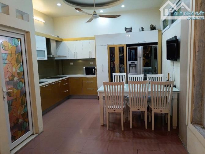 Đào Tấn, 40m², lô góc, 10m ô tô, ô chờ thang máy – chỉ 13.5 tỷ - 2