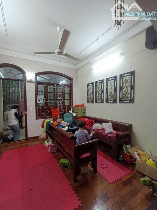 bán nhà Mặt phố Vương Thừa Vũ, Thanh Xuân DT 75m 5 Tầng, MT 3,6m 🧧 Gia 34.5 tỷ - 2