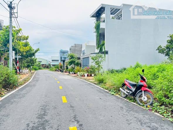 Ngợp bank bán nền Quốc Lộ 1A vào 200m ( Phan Văn Mãng) TT Bến Lức – 145m2 – giá 2 tỷ 490tr - 2