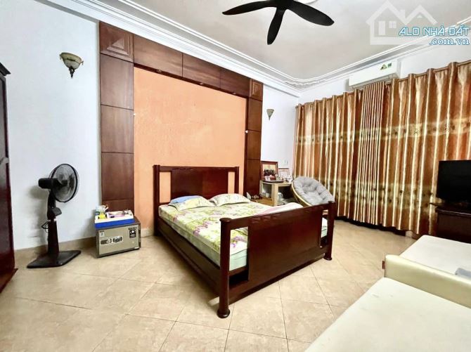 Bán nhà Xã Đàn, Đống Đa, 58m² 5 tầng đẹp Ô tô tránh, vị trí cực đẹp, siêu hiếm, Giá 17,3tỷ