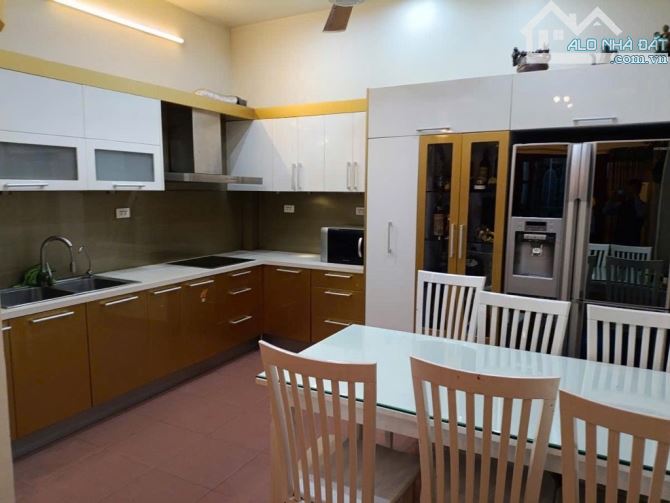 Đào Tấn, 40m², lô góc, 10m ô tô, ô chờ thang máy – chỉ 13.5 tỷ - 3