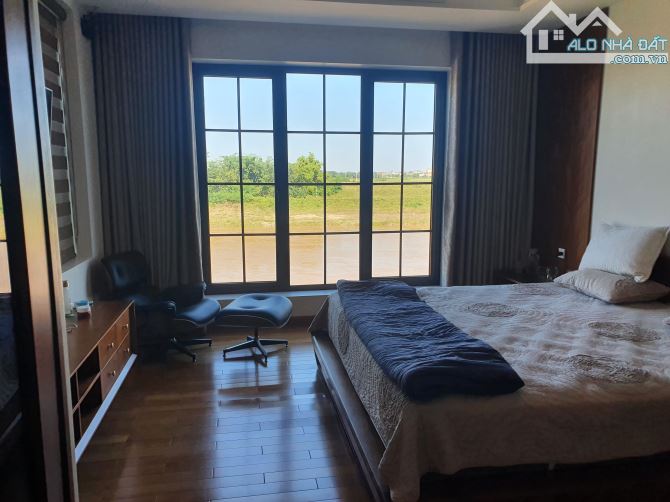 Siêu hiếm: biệt thự sông Đuống,phố Bắc cầu,long biên,hà nội.View triệu $,giá 33,5 tỷ