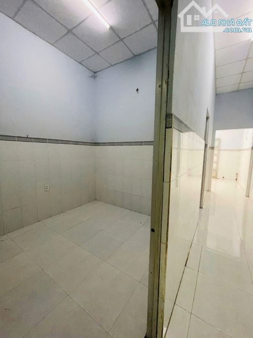 BÁN NHÀ CẤP 4 Ở 2 SẸC NGUYỄN THỊ LẮNG - TÂN PHÚ TRUNG, GIÁ CHỈ CÓ 780 TRIỆU, SHR - 4