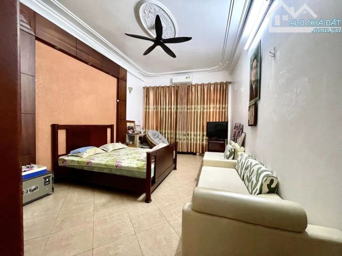 Bán nhà Xã Đàn, Đống Đa, 58m² 5 tầng đẹp Ô tô tránh, vị trí cực đẹp, siêu hiếm, Giá 17,3tỷ