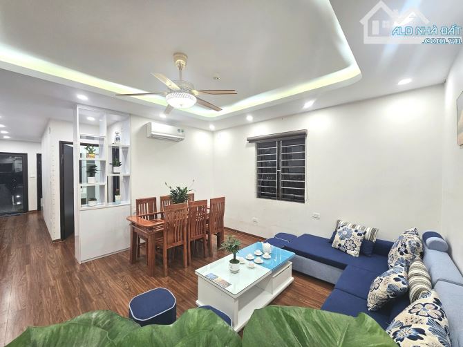 Bán chung cư C14 - BQP - Lô góc, tầng trung 70m2 - 2 Ngủ, 2Wc - Full nội thất chỉ hơn 5 t