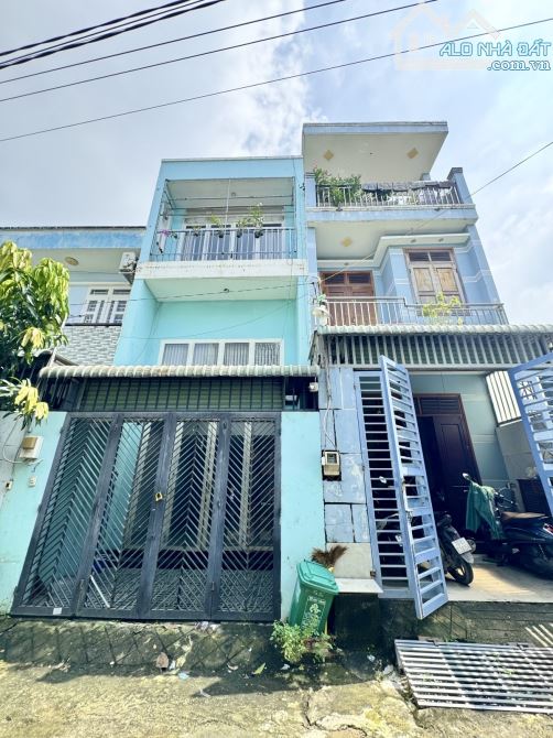 NHÀ 3 TẦNG ĐẸP GÒ CÁT – PHÚ HỮU, QUẬN 9 - 50.5M² (4.1x12) – ĐƯỜNG XE HƠI – GIÁ 4.45