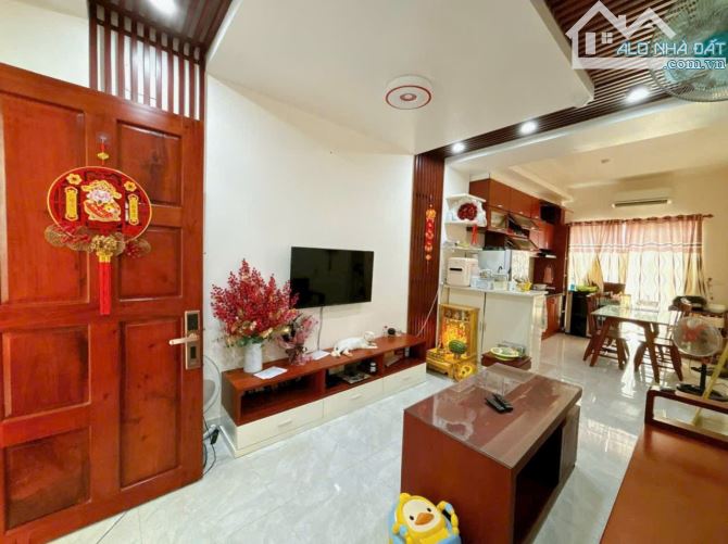 CHO THUÊ CHUNG CƯ ARANYA - FULL NỘI THẤT