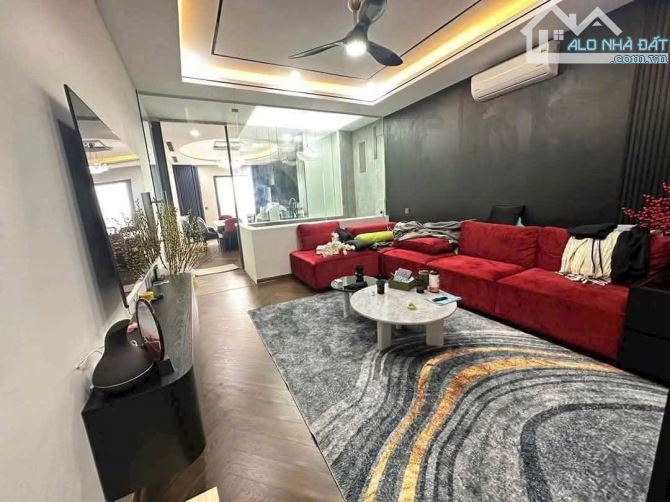 Đẳng Cấp Mặt Phố Đê La Thành, Nói Không Với Ngập, KD Vô Đối, DT 90M2, MT 5M, Chỉ 59 Tỷ