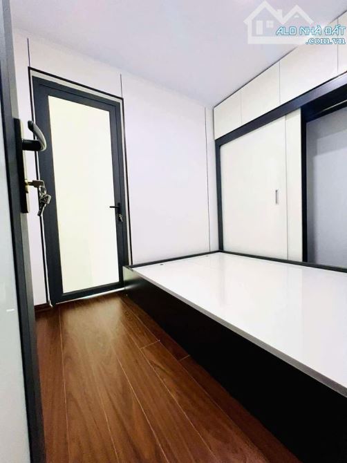 Bán căn hộ tập thể phố lò đúc tt hai bà trưng đẹp hai thoáng fun nội thất đẹp