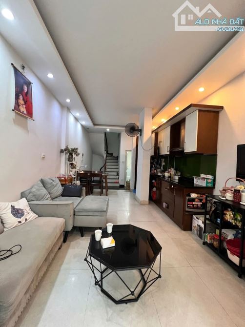 MẶT PHỐ THÁI PHIÊN – LÔ GÓC 2 THOÁNG – PHỐ VIP TRUNG TÂM HAI BÀ TRƯNG