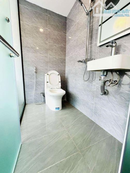 Bán căn hộ tập thể phố lò đúc tt hai bà trưng đẹp hai thoáng fun nội thất đẹp