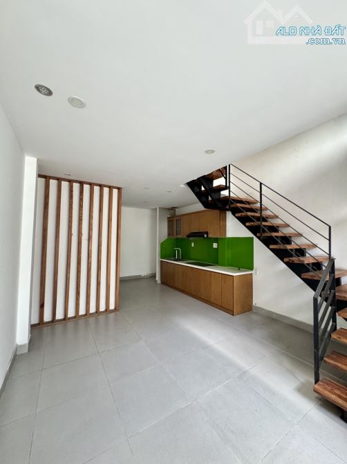 NHÀ 3 TẦNG ĐẸP GÒ CÁT – PHÚ HỮU, QUẬN 9 - 50.5M² (4.1x12) – ĐƯỜNG XE HƠI – GIÁ 4.45 - 3