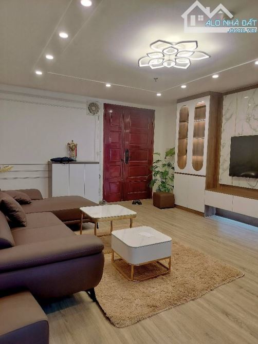 Bán Chung Cư C14 Bộ Quốc Phòng, 366 Bùi Xương Trạch– Thoáng Mát, Yên Tĩnh – 69m – 5.7 t