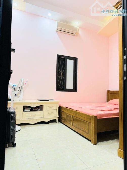 BÁN NHÀ DÂN XÂY KIM GIANG 66M 3 TẦNG Ô TÔ ĐỖ CỔNG GIÁ CHÀO NHÌNH 10TỶ