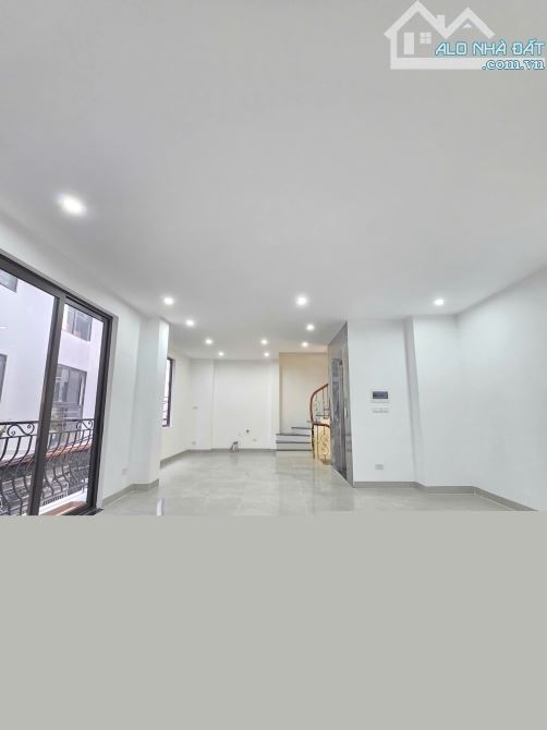 Bán nhà 5 tầng đẹp ngõ ô tô phố Lụa Hà Đông dt 52m2, mt 9,4m, nhỉnh 14 tỷ - 4