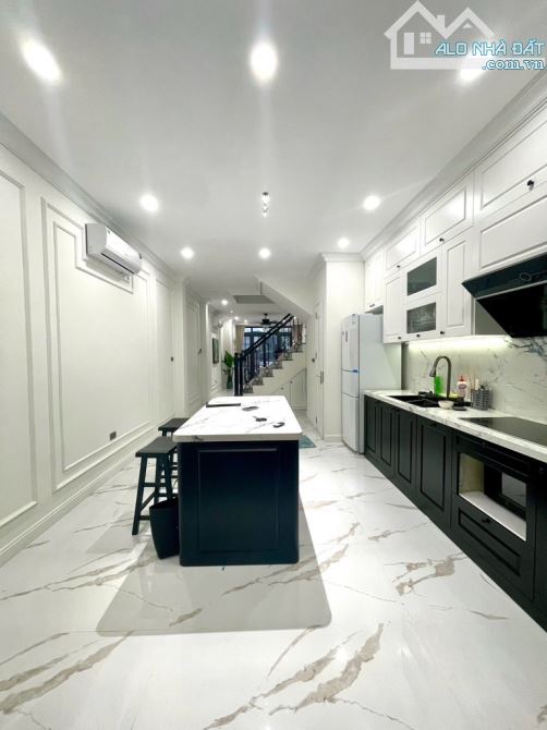 BÁN NHÀ VIP TÔ NGỌC VÂN - 80M2 - DÒNG TIỀN - NGÕ THÔNG - SÁT PHỐ