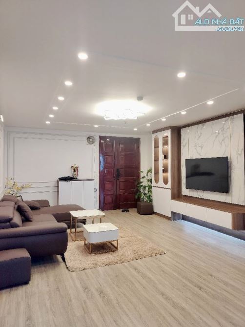 Bán Chung Cư C14 Bộ Quốc Phòng, 366 Bùi Xương Trạch– Thoáng Mát, Yên Tĩnh – 69m – 5.7 t