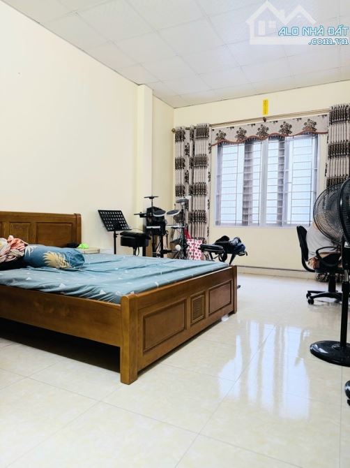 BÁN NHÀ DÂN XÂY KIM GIANG 66M 3 TẦNG Ô TÔ ĐỖ CỔNG GIÁ CHÀO NHÌNH 10TỶ