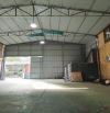 CHO THUÊ KHO XƯỞNG PHÔ BỒ ĐỀ 18 TRIỆU/THÁNG(215M2)MẶT PHỐ LUÔN Ạ