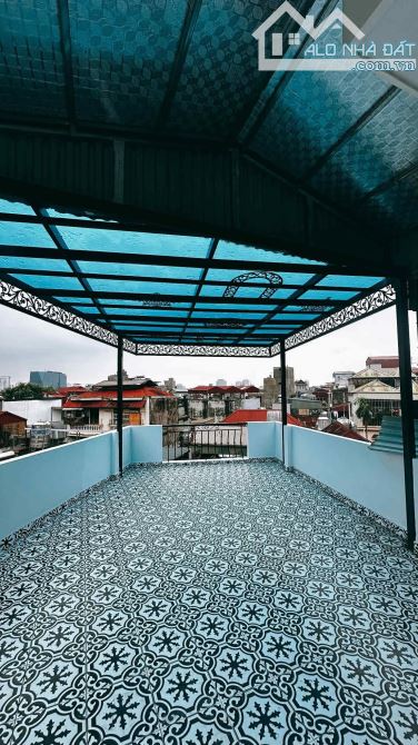 GIÁ CỰC TỐT 12 TỶ NHÀ 63M2 6 TẦNG THANG MÁY ĐỐNG ĐA