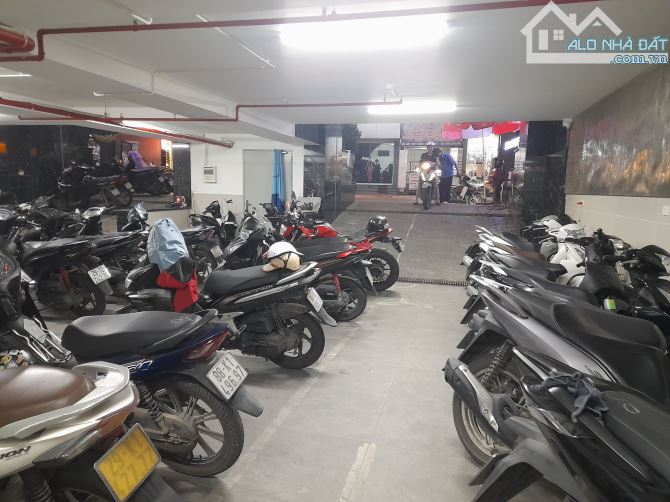 Bán cực gấp Toà nhà mặt phố Thụy Khuê view Hồ Tây 302m² 10 tầng nổi 2 hầm MT 11m, 330 tỷ