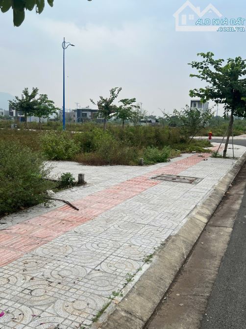 THANH LÝ GIÁ RẺ ĐẤT TẠI PHÚ MỸ BÀ RỊA GIÁ CHỈ 1tỷ2 - GẦN BIỂN - SHR XDTD - 1