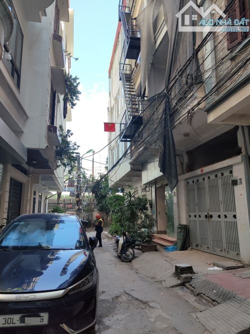 Bán nhà Láng Hạ, phân lô, vỉa hè, ô tô dừng đỗ, Hơn 17 tỷ, 50m