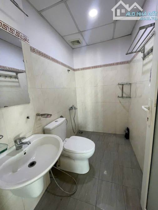 Cho thuê căn 2p ngủ chỉ 9tr/th ở Chung cư Carillon 2 Tân Phú. - 1