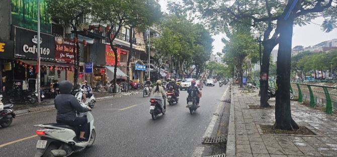 Nhà mới đẹp mặt phố Kim Ngưu-HBT-56m2/5 tầng-Giá 25tỷ TL