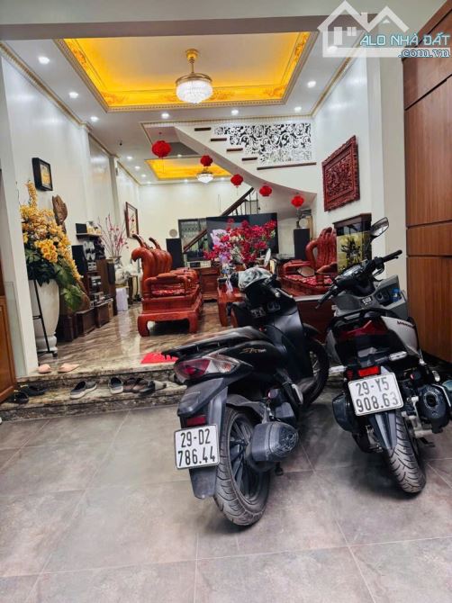 DƯƠNG VĂN BÉ HBT 62m2- MT 4,5m-giá chào 12,x tỷ có TL