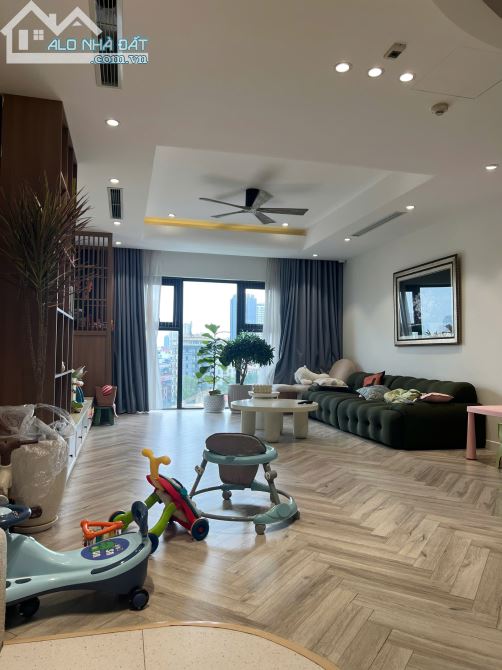 Chính chủ cần bán căn hộ chung cư cao cấp Hà Nội Paragon - 181 Trần Quốc Vượng