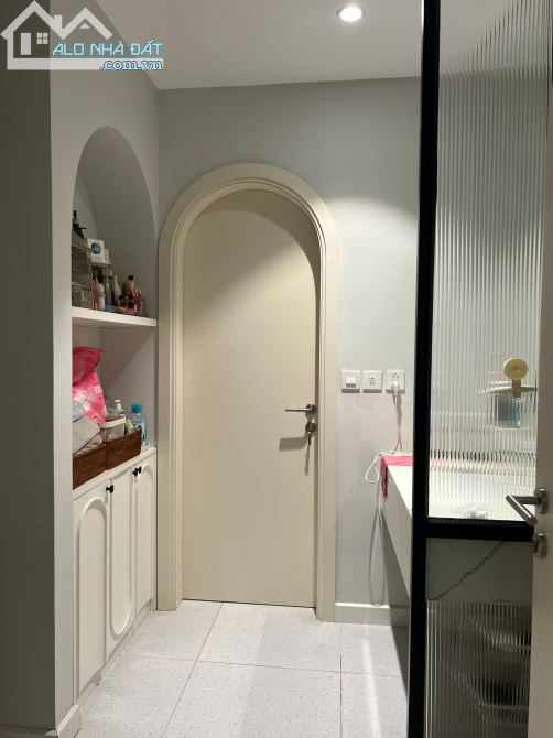 Chính chủ cần bán căn hộ chung cư cao cấp Hà Nội Paragon - 181 Trần Quốc Vượng