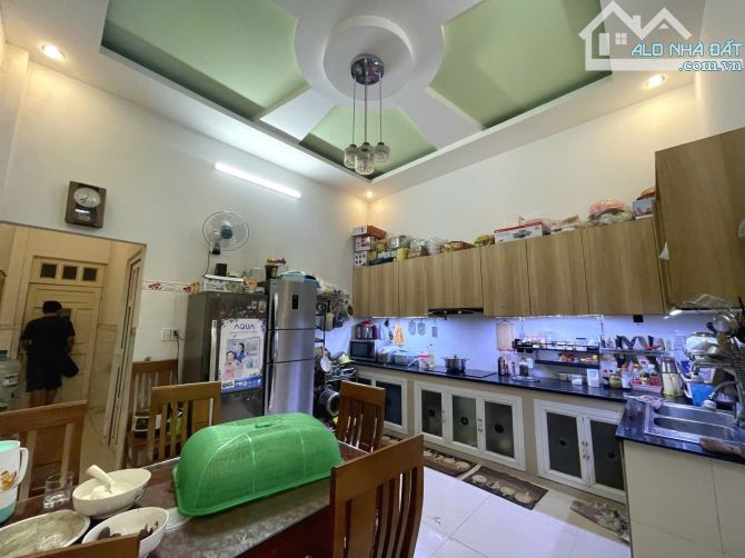 BIỆT THỰ 200M²(6*35) – NGANG KHỦNG 6M – 2 TẦNG – TRUNG TÂM ĐÔNG HÒA – CHỈ 9,5 TỶ - 2