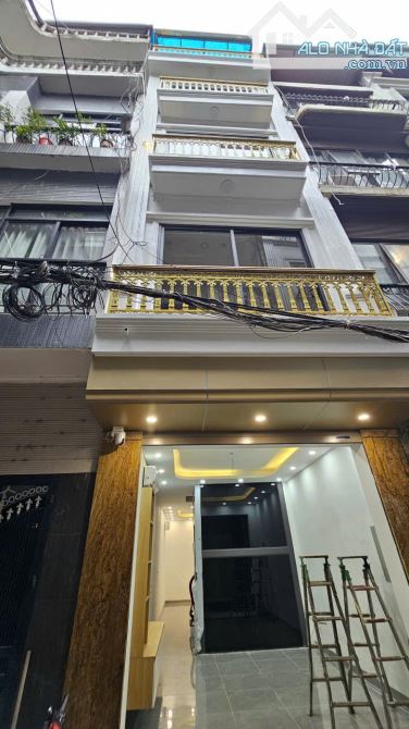 Bán nhà phố Bạch Đằng, Hoàn Kiếm, 38m2 thang máy, 5 tầng, ô tô vào nhà