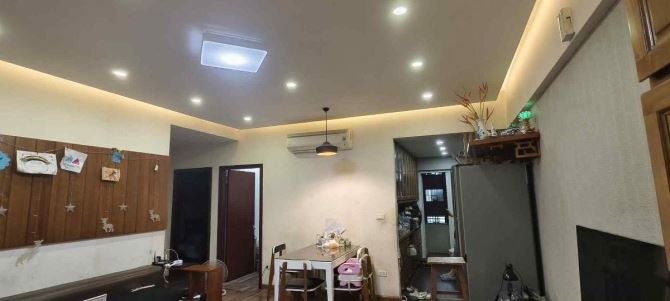 NHÀ TRƯƠNG ĐỊNH HAI BÀ TRƯNG 39m 4 TẦNG MẶT TIỀN 4.2m 8TỶ6