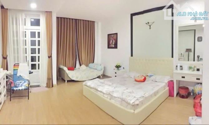 Cho Thuê nhà mặt tiền đường số Phạm Hữu Lầu, Q&, Dt 5 x18m, 3 lầu, St. Giá 22 triệu - 4