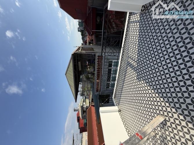 Bán nhà Trần Đại Nghĩa, phù hợp khách tìm nhà kinh doanh,ngõ thông ô tô, giữ và nhânt iền