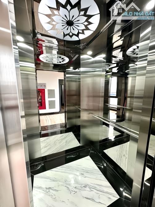 Toà CHDV Thái Hà, oto tránh vỉa hè, 10CHKK+1 cửa hàng, DT1.2 tỷ/n - 66m*7T thang máy