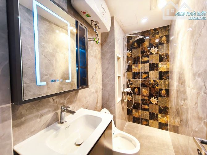 Bán nhà Lò Đúc 52m 6 tầng thang máy full nội thất nhỉnh 16 tỷ