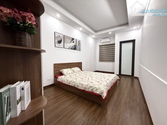 TRUNG TÂM ĐỐNG ĐA - NGAY NGÃ TƯ SỞ - TRƯỜNG CHINH - NHÀ ĐẸP Ở NGAY , NỘI THẤT ĐẦY ĐỦ - XỊN