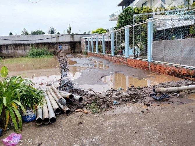 Cần bán nền đường nhánh kho dầu gần Trường Đại học Trà Vinh