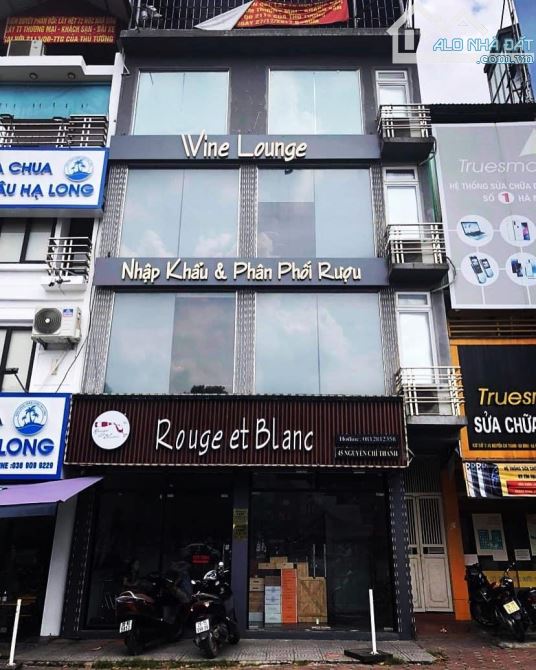 Cho thuê nhà mặt phố Nguyễn Trường Tộ Diện tích: 150m2x7 tầng,Mặt tiền: 9m, Giá:250tr