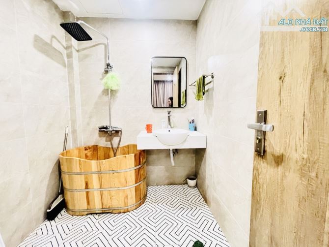 Bán Nhà Nam Dư Lĩnh Nam – Oto Đỗ , Lô Góc – 34m– 5T – 7.15 tỷ