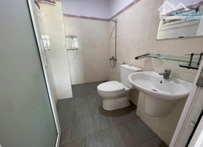 Căn hộ 9tr, Carillon 2, Trịnh Đình Thảo, TP, 80m2, Căn Góc, 2PN, Nhà trống. - 3