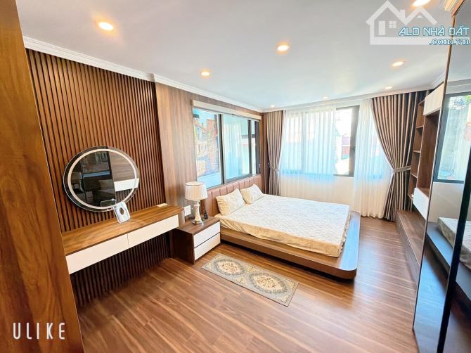 Bán Nhà 6 Tầng Thang Máy, Võng Thị, Tây Hồ, Kinh Doanh, Ô tô Tránh, DT 52M2, Nhỉnh 23 Tỷ