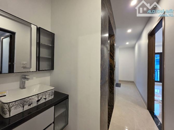 Bán Nhà Nam Dư Lĩnh Nam – Oto Đỗ , Lô Góc – 45m– 4T – 7.3 tỷ