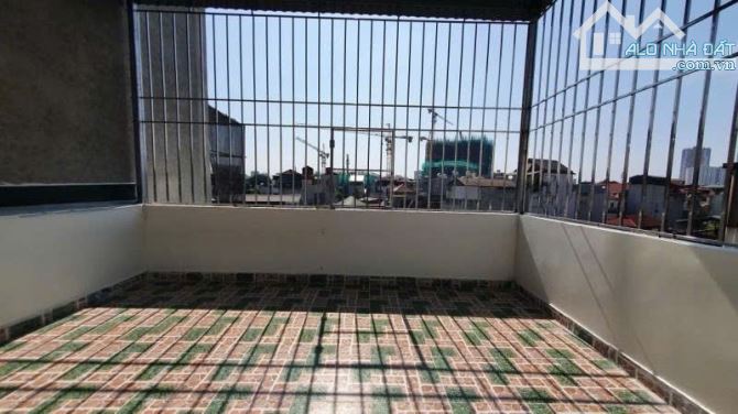 HIẾM! NHÀ 5 TẦNG MINH KHAI – 45.3M², NGÕ 2 Ô TÔ TRÁNH, CÁCH NHÀ 25M – GIÁ CHỈ 8.25 TỶ!