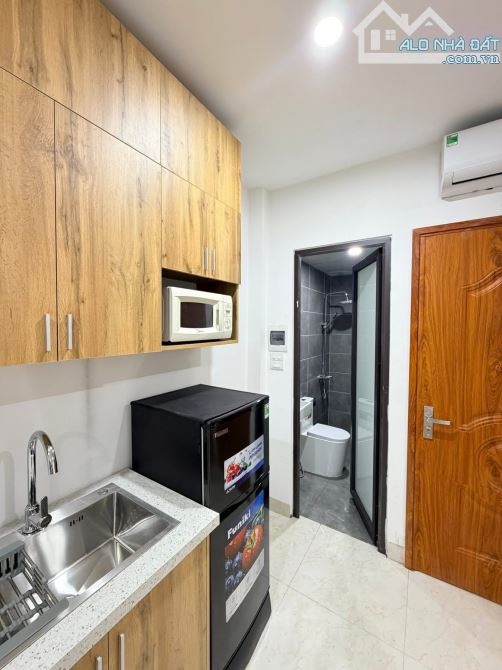 Toà CHDV La Thành, 89m2*7T, MT 5M, 23 phòng KK, ngõ ô tô, đủ GPXD/PCCC, dòng tiền 8%/năm!