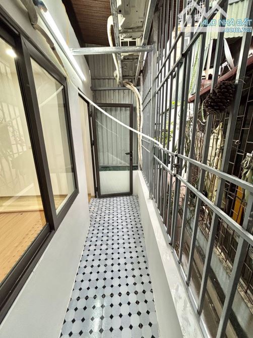 BÁN NHÀ NGỌC KHÁNH - KHU VIP - NGÕ NÔNG - THANG MÁY - GẦN PHỐ